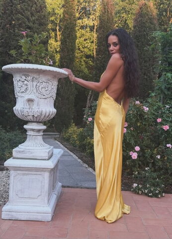 Hannah John-Kamen New (2 photos)