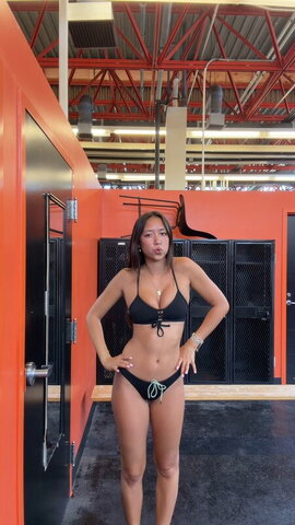 Hannah Lee nude photo 3