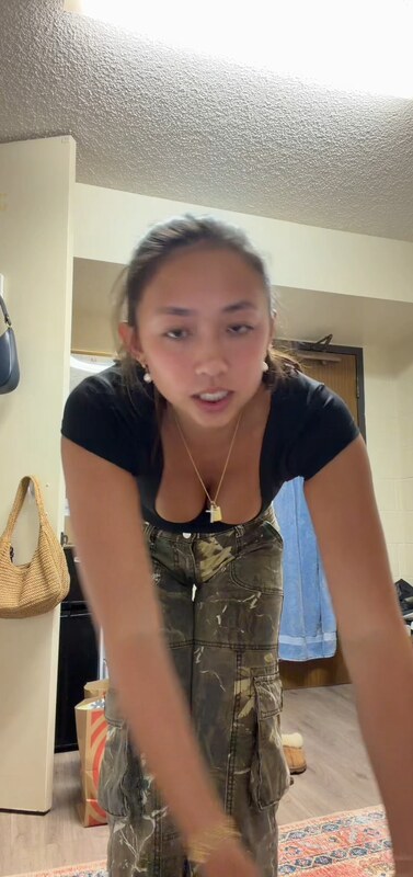 Hannah Lee nude photo 11