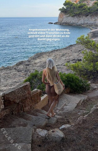 Hannah Maria nude photo 3