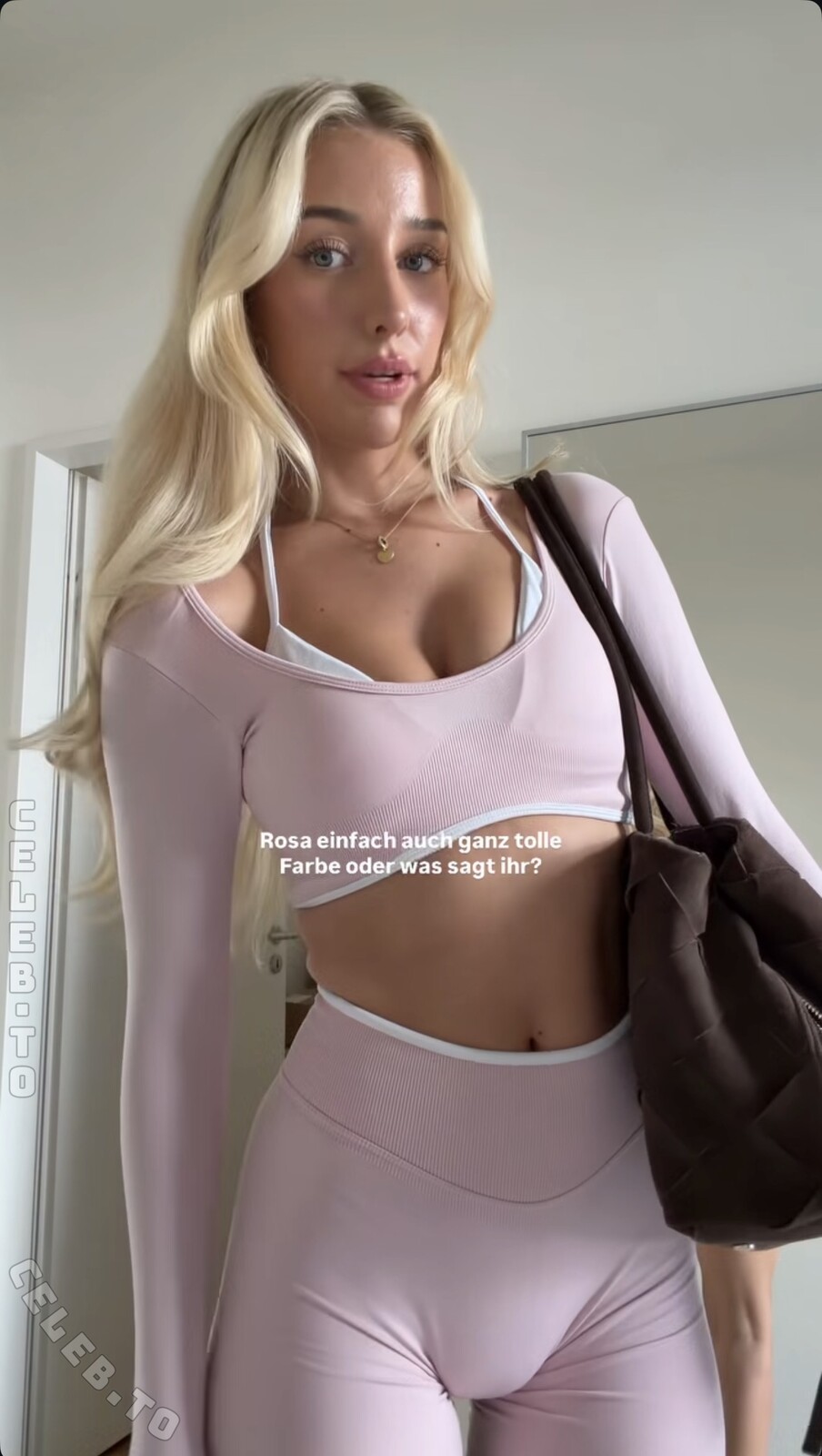 Hannah Maria nude photo 2