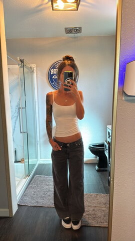 Hannah Martinez Fresh (1 photo)