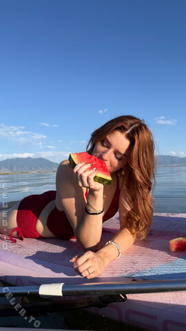 Hannah Stein nude photo 6