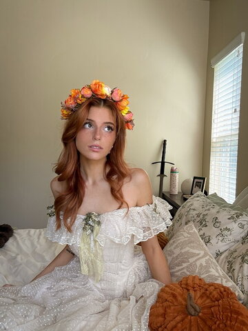 Hannah Stein nude photo 3