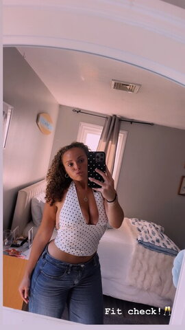 Hannahblanco1 New (1 photo)