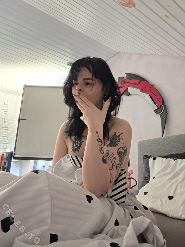 Hannahkeinplan nude photo 17