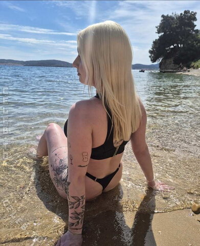 hannah.klt_ nude photo 5