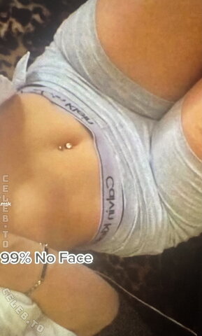 hannahluisienne nude photo 26