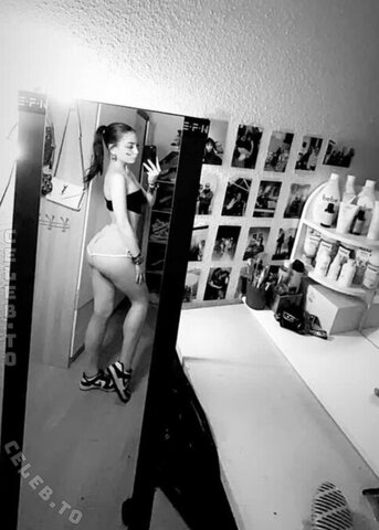 hannahluisienne nude photo 71