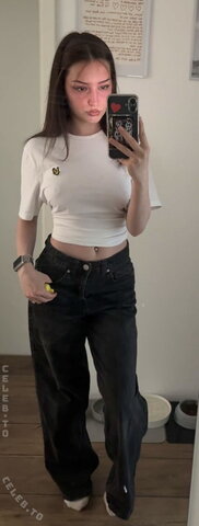 hannahluisienne nude photo 11