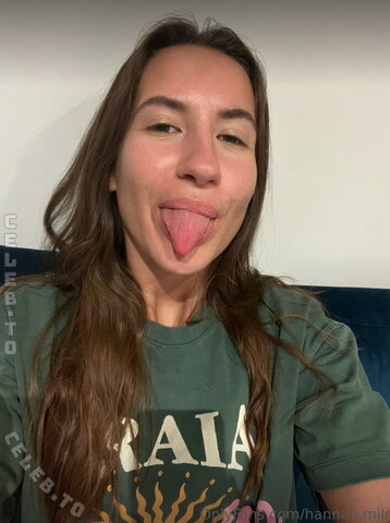 Hannah.milr nude photo 16