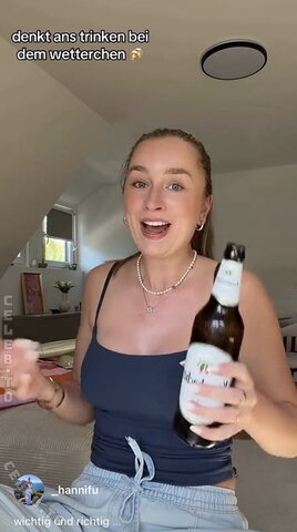 Hannifu nude photo 11
