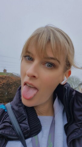 Hannyj New (6 photos)