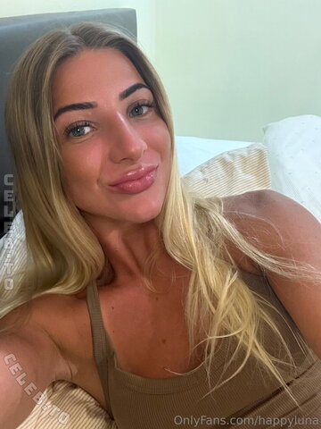 happyluna nude photo 15