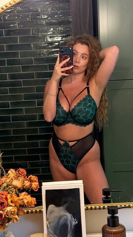 Harmony Joy Hot (4 photos)