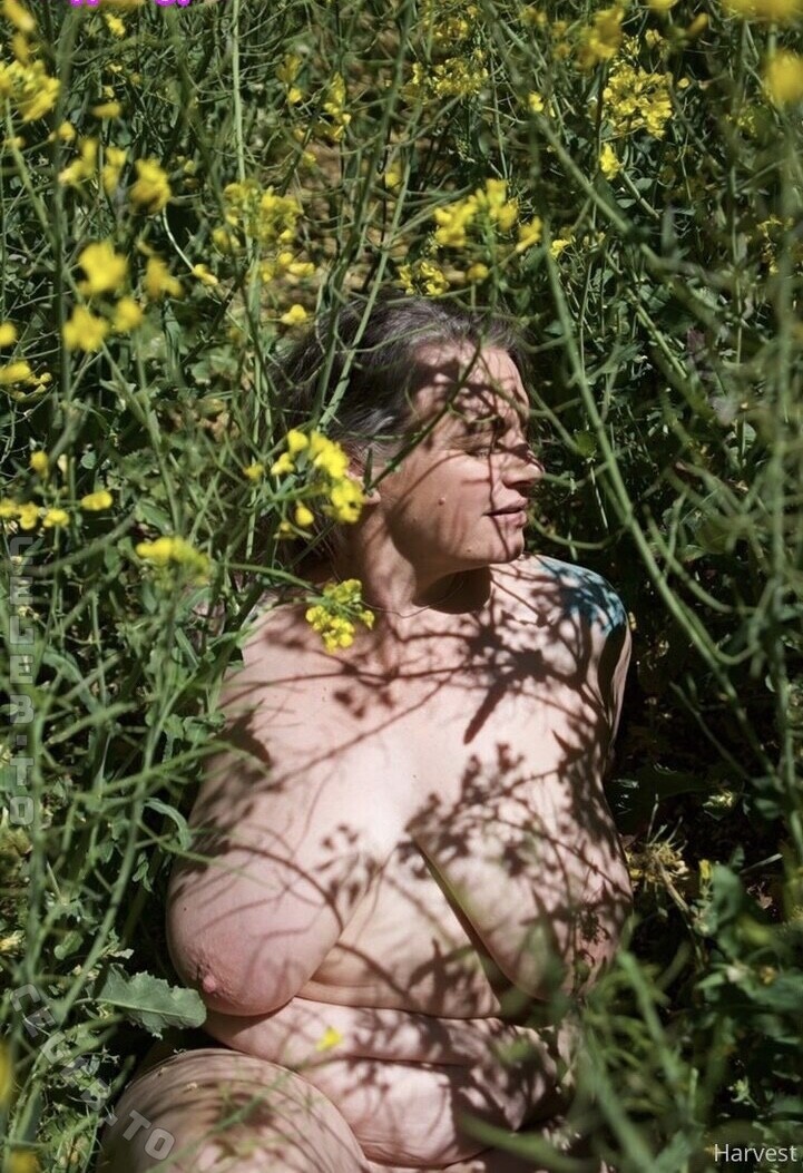 Harvest nude photo 7