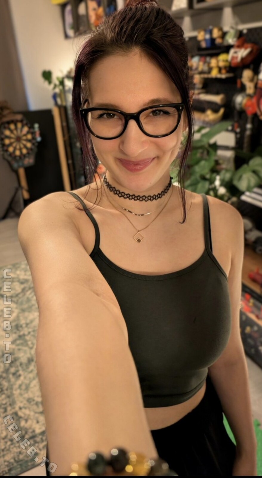 Haselnuuuss nude photo 4
