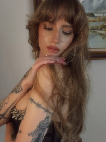 hauntedantique nude photo 11