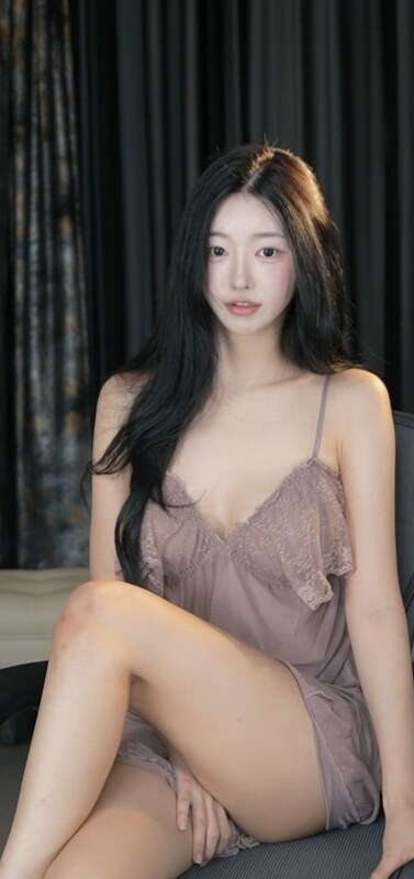Haxxnini nude photo 6