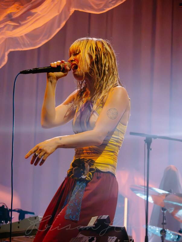 Hayley Williams nude photo 11