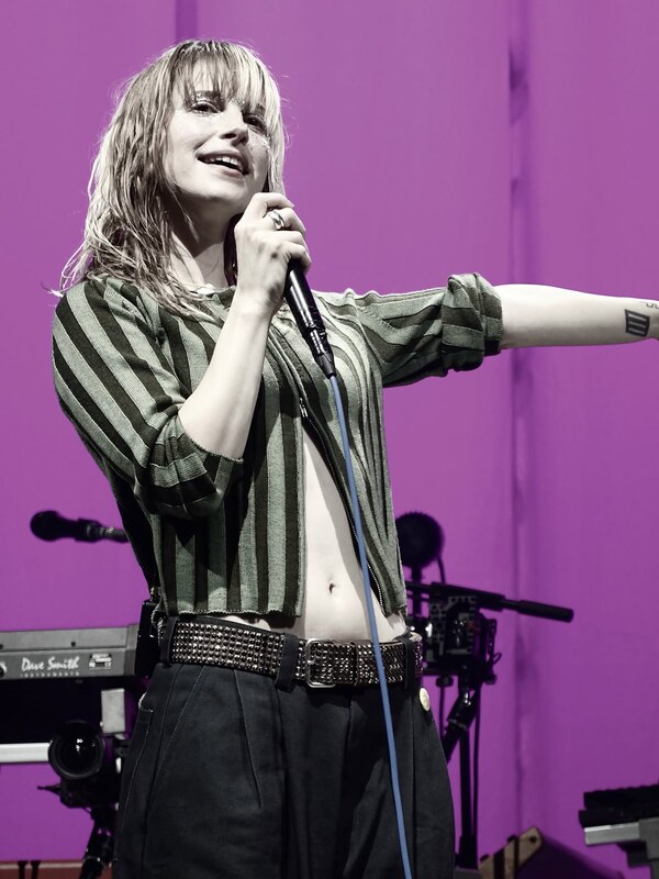 Hayley Williams nude photo 17