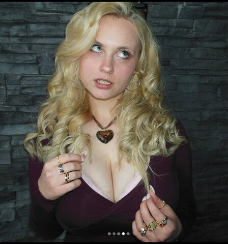 Haylo Hayley nude photo 5