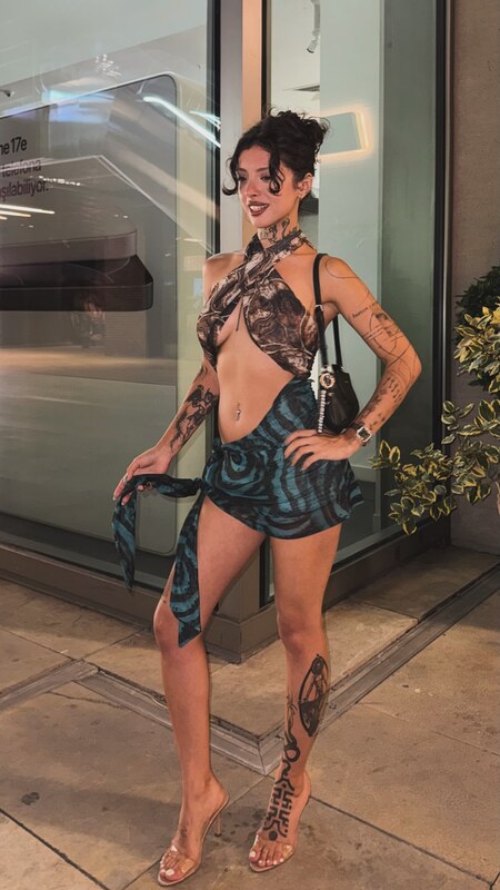 Hazal Bayazit nude photo 6
