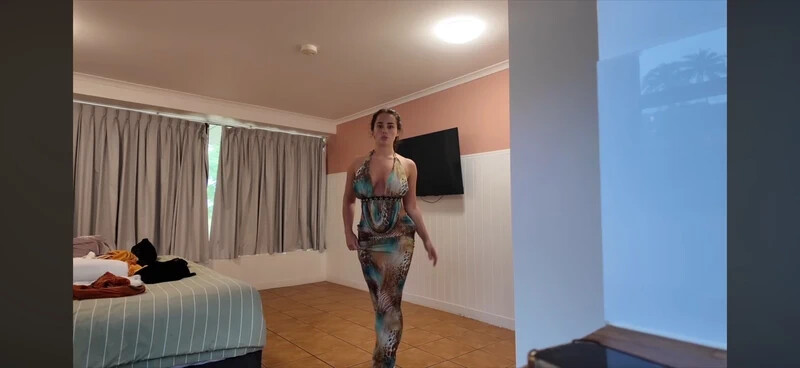 Heather Bowling nude photo 11