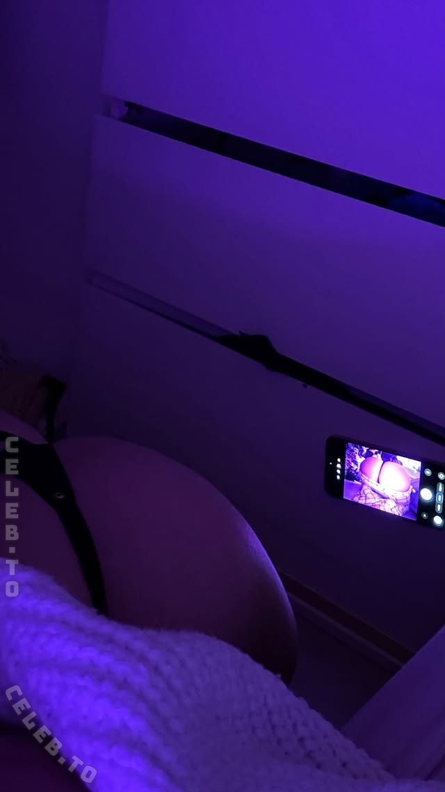 Heavensentjoyx nude photo 25