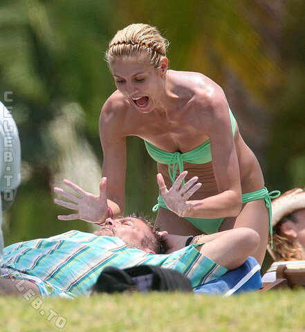 Heidi Klum nude photo 20