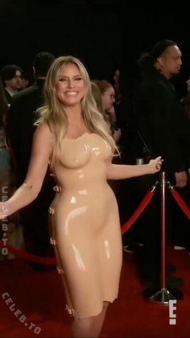 Heidi Klum nude photo 63