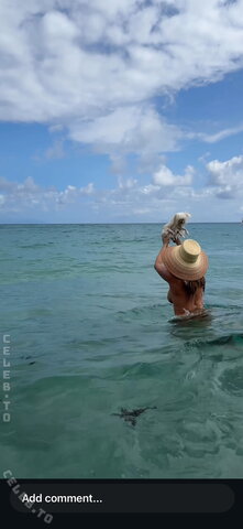 Heidi Klum nude photo 67