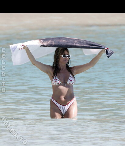 Heidi Klum nude photo 58