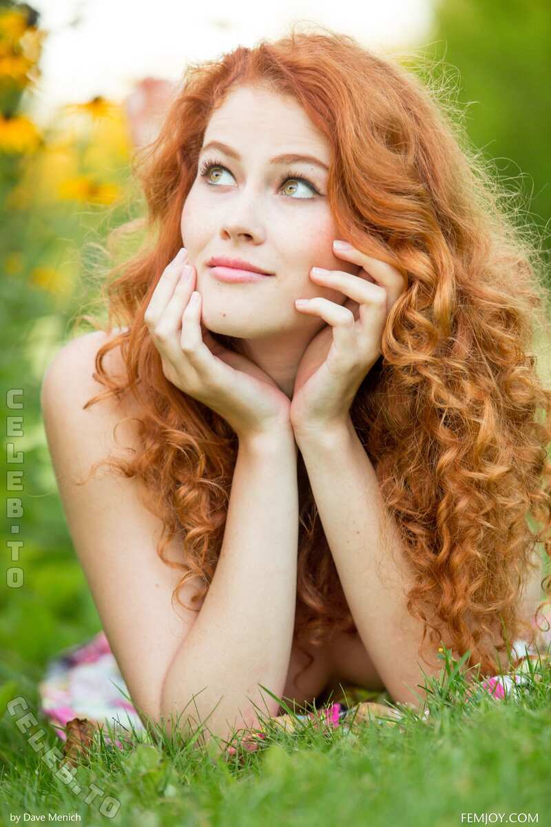 Heidi Romanova nude photo 18