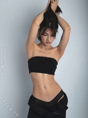 Heike Van Romburgh nude photo 28