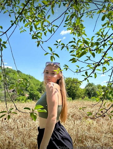 HeiligeJulia nude photo 27