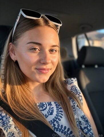 HeiligeJulia nude photo 15