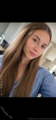 HeiligeJulia nude photo 9