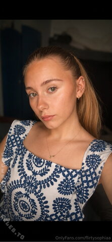 HeiligeJulia nude photo 4