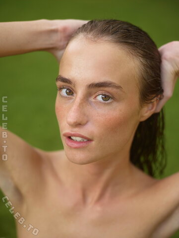 Helena Hall nude photo 154
