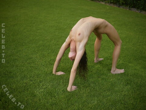 Helena Hall nude photo 147