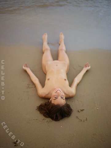 Helena Hall nude photo 98