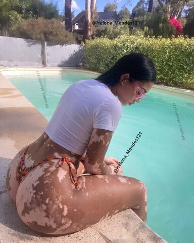 Helena Mendes nude photo 2