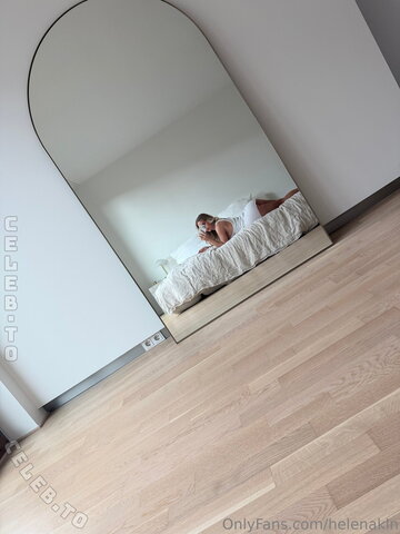 Helenaakln nude photo 17