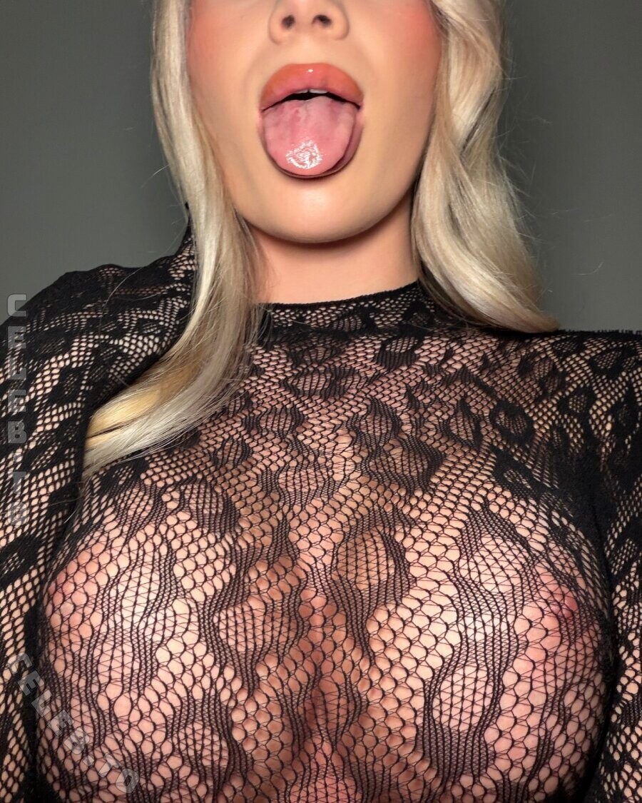 Helenaakln nude photo 9