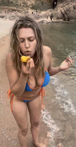 Helenasstoll nude photo 9