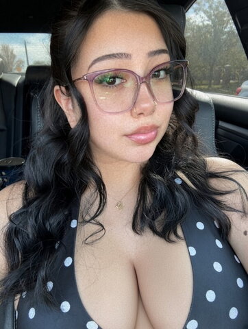 hellokittylvrr444 nude photo 1