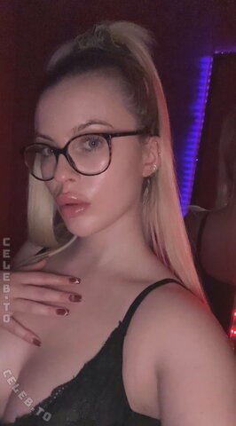 Hellybunny nude photo 19