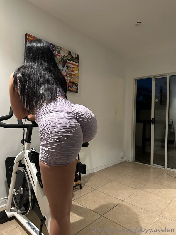 Heluvaylenn nude photo 20