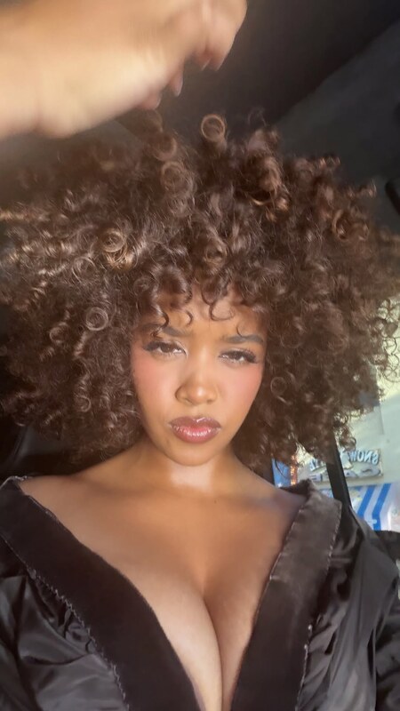 H.E.R. nude photo 1